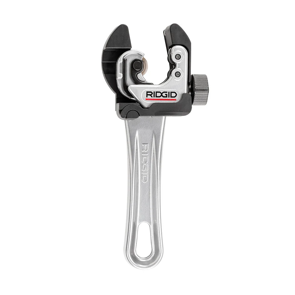 RIDGID 32573 2-in-1 Close Quarters Autofeed Cutter with Handle - Mactool Shop